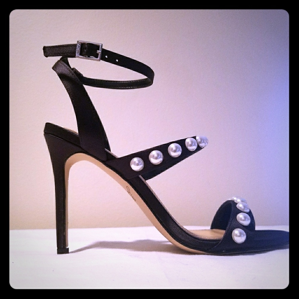Badgley Mischka Gracie Faux Pearl Satin Str Sandal